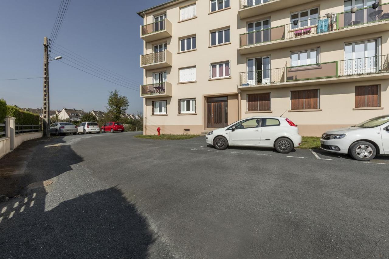 Valley View Retreat: Fully Renovated Apartment with Free Parking and Streaming Pont-Hebert Exterior photo