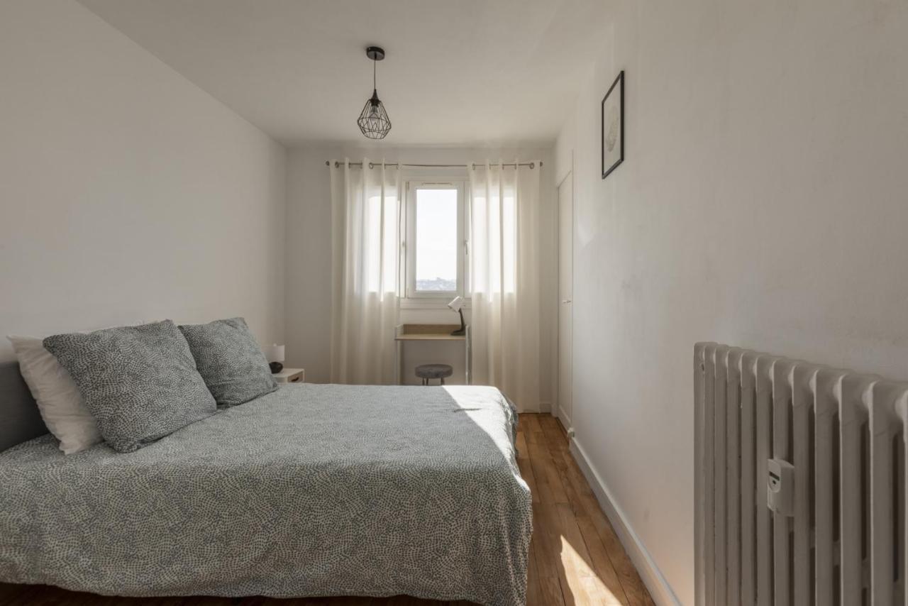 Valley View Retreat: Fully Renovated Apartment with Free Parking and Streaming Pont-Hebert Exterior photo