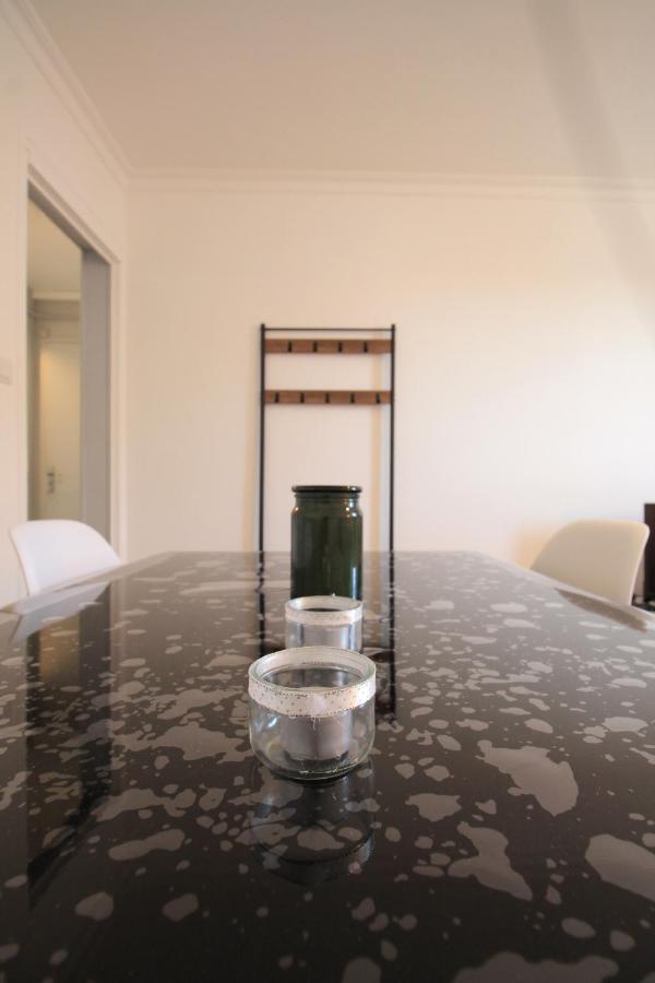 Valley View Retreat: Fully Renovated Apartment with Free Parking and Streaming Pont-Hebert Exterior photo