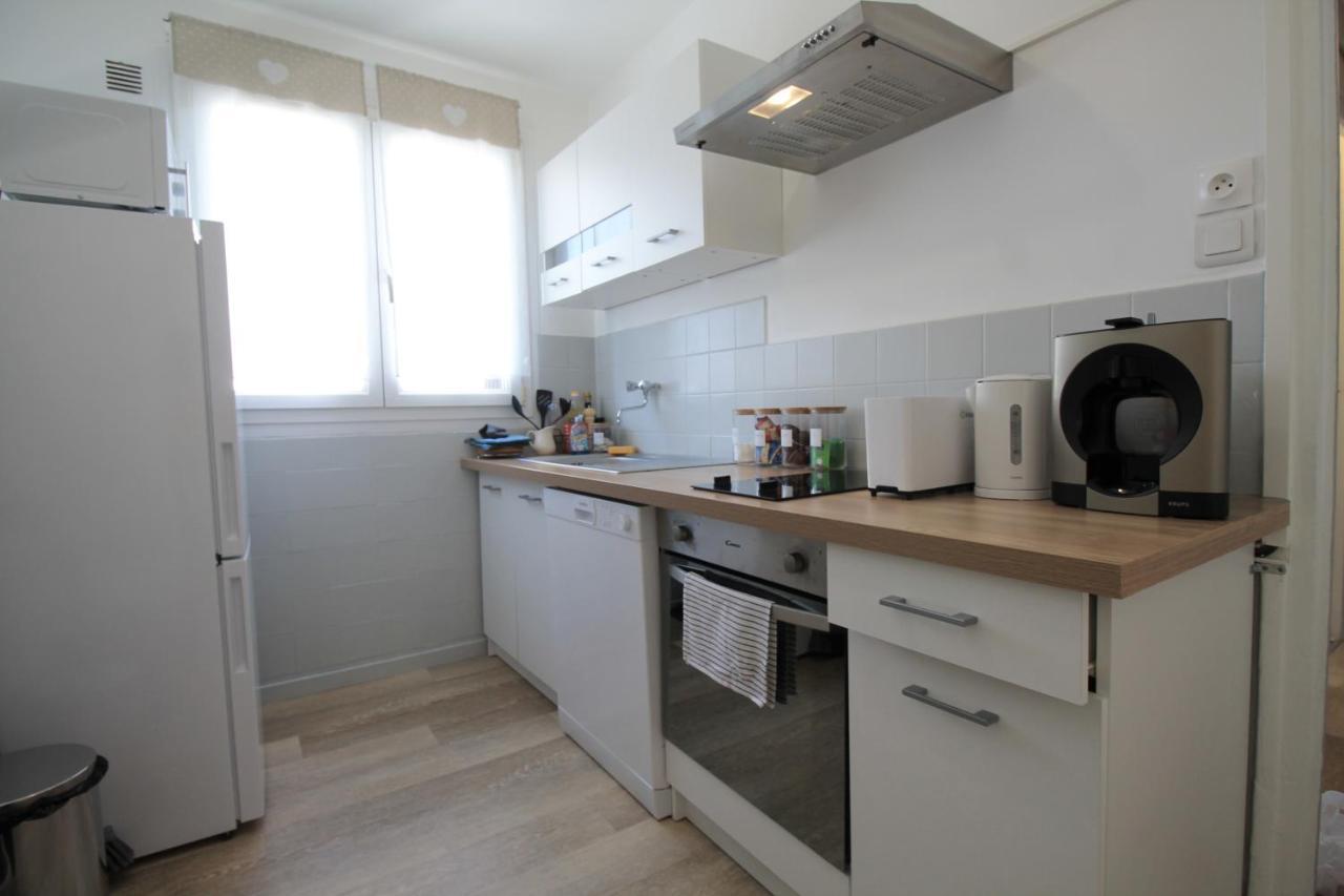 Valley View Retreat: Fully Renovated Apartment with Free Parking and Streaming Pont-Hebert Exterior photo