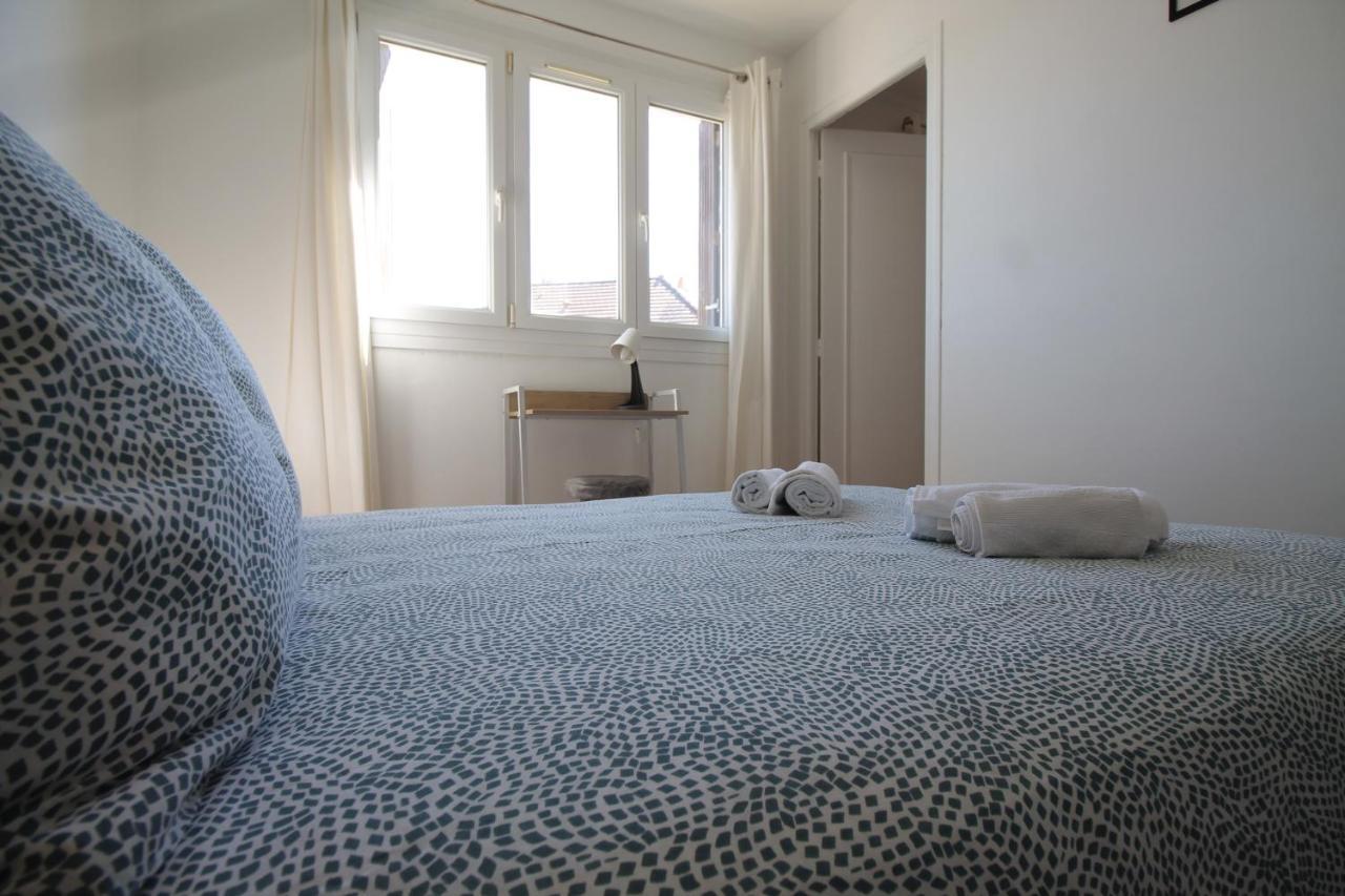 Valley View Retreat: Fully Renovated Apartment with Free Parking and Streaming Pont-Hebert Exterior photo